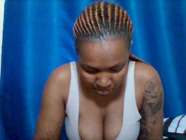 Sexyapple2002 webcam