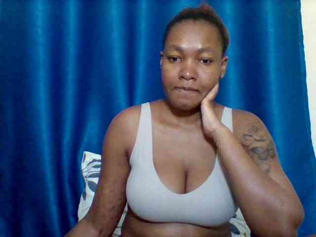 Sexyapple2002 webcam