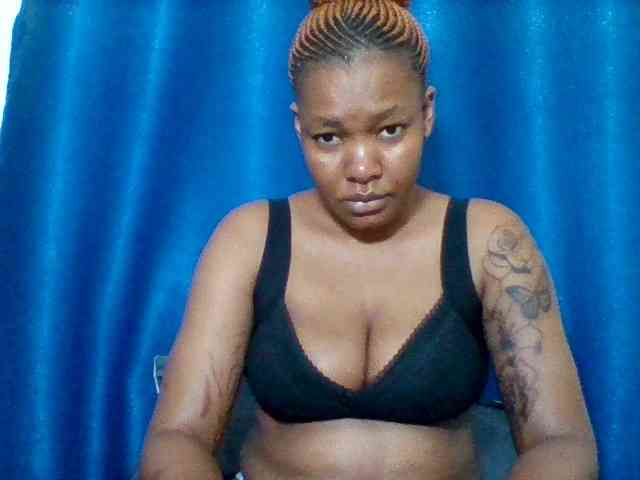 Sexyapple2002 webcam