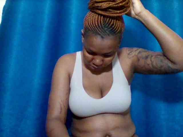 Sexyapple2002 webcam