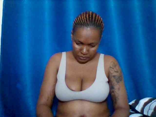 Sexyapple2002 webcam