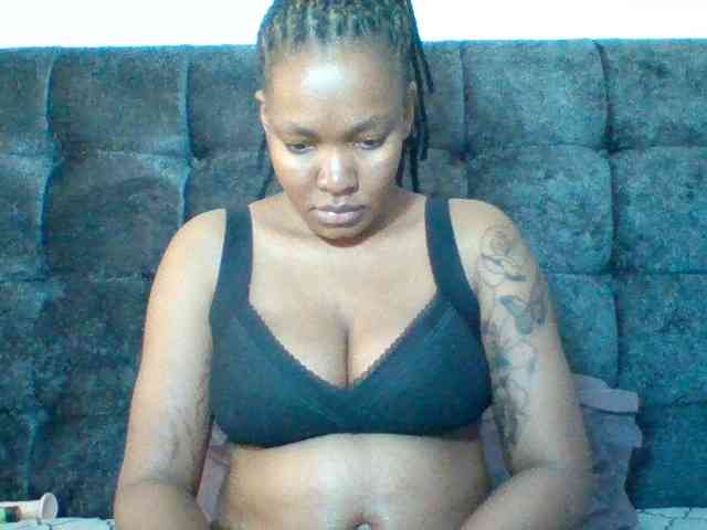Sexyapple2002 webcam