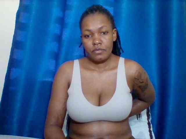 Sexyapple2002 webcam