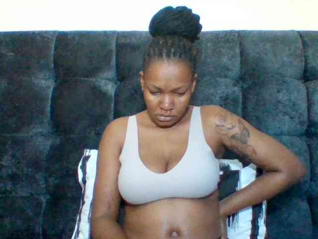 Sexyapple2002 webcam
