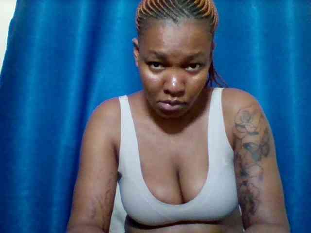 Sexyapple2002 webcam