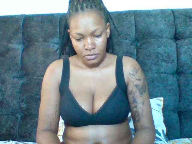Sexyapple2002 webcam