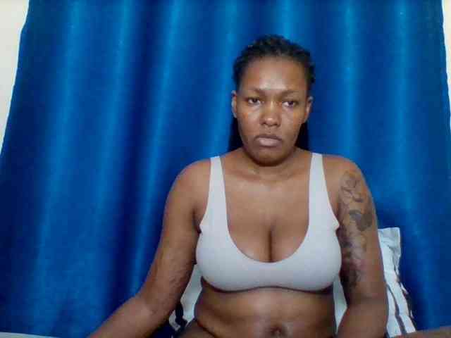 Sexyapple2002 webcam