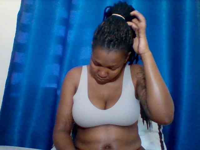 Sexyapple2002 webcam