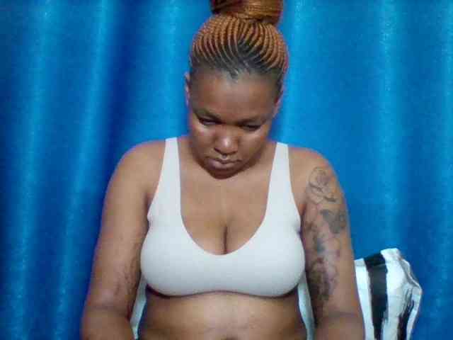 Sexyapple2002 webcam