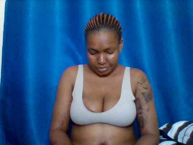 Sexyapple2002 webcam