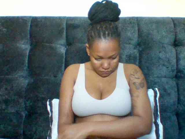 Sexyapple2002 webcam