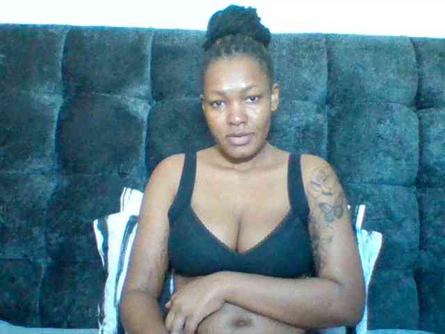 Sexyapple2002 webcam