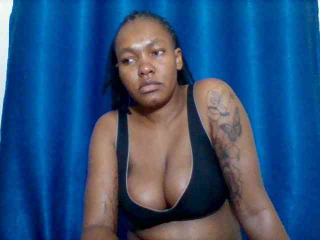 Sexyapple2002 webcam