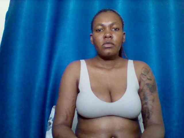 Sexyapple2002 webcam