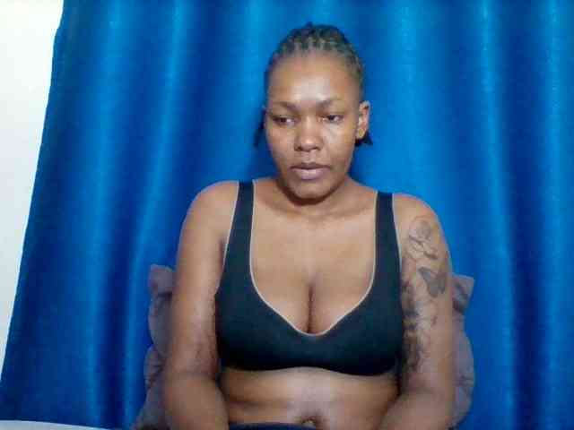 Sexyapple2002 webcam