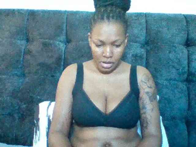 Sexyapple2002 webcam