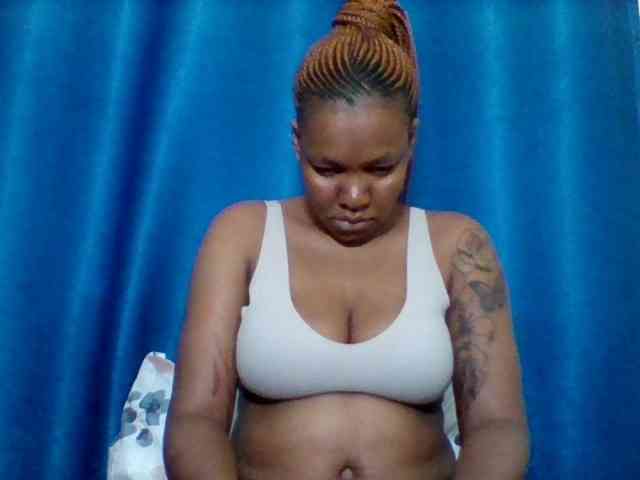 Sexyapple2002 webcam