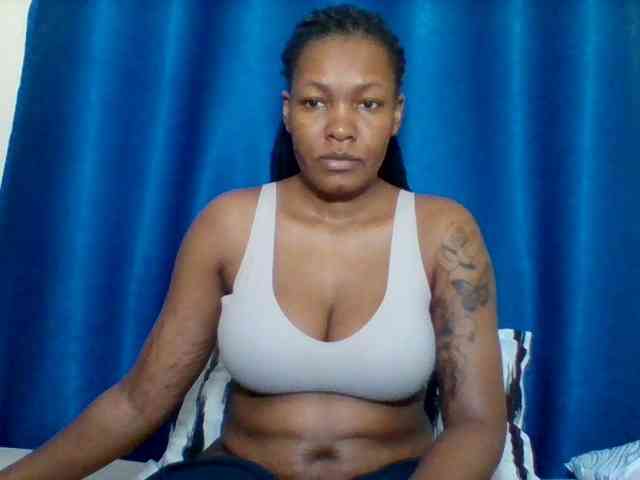 Sexyapple2002 webcam