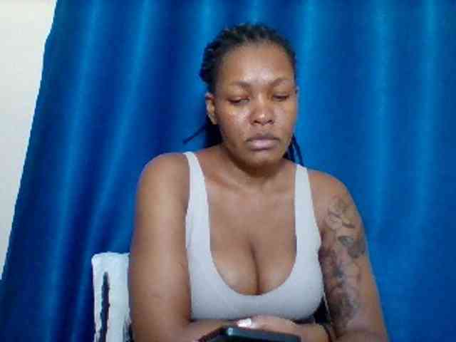 Sexyapple2002's cam show statistics and live stream