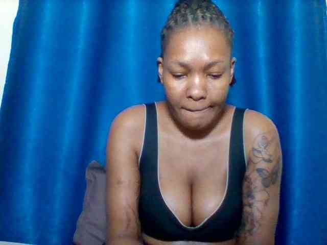 Sexyapple2002 webcam
