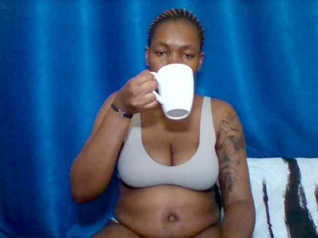Sexyapple2002 webcam