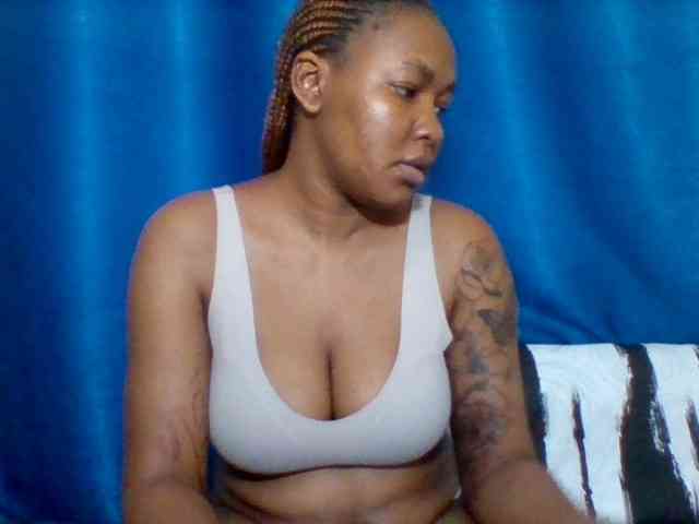 Sexyapple2002 webcam