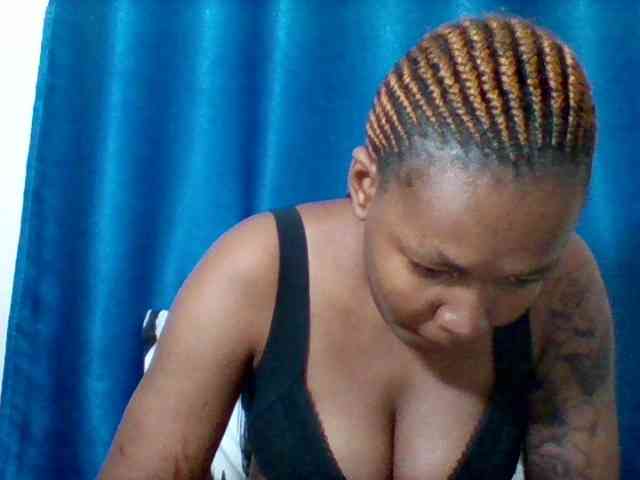 Sexyapple2002 webcam