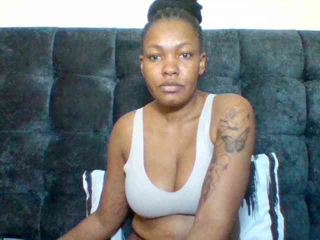 Sexyapple2002 webcam