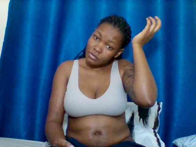 Sexyapple2002 webcam