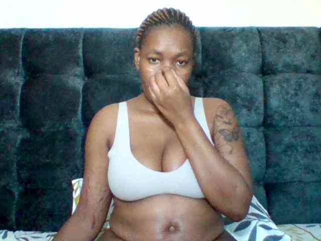Sexyapple2002 webcam