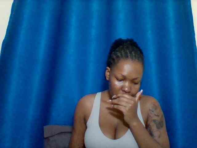 Sexyapple2002 webcam