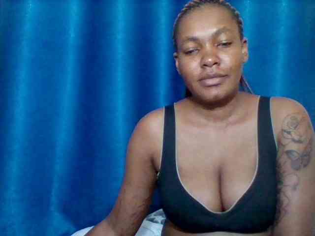 Sexyapple2002 webcam