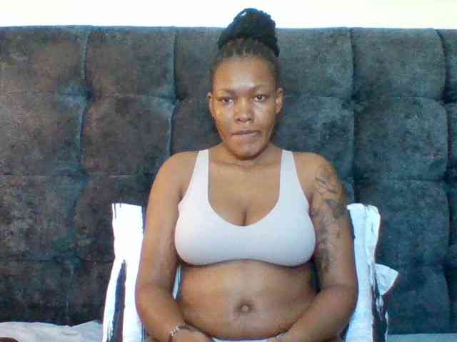Sexyapple2002 webcam
