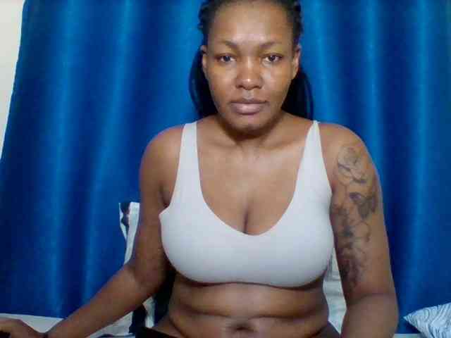 Sexyapple2002 webcam