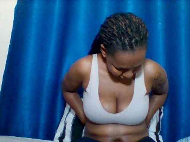 Sexyapple2002 webcam