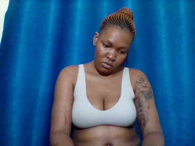 Sexyapple2002 webcam