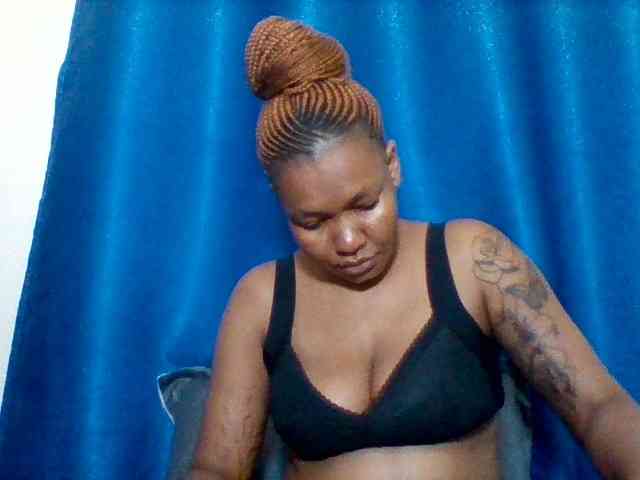 Sexyapple2002 webcam