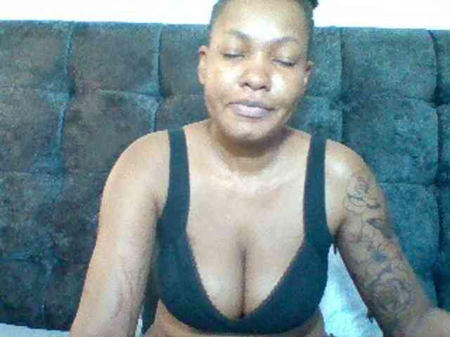 Sexyapple2002 webcam