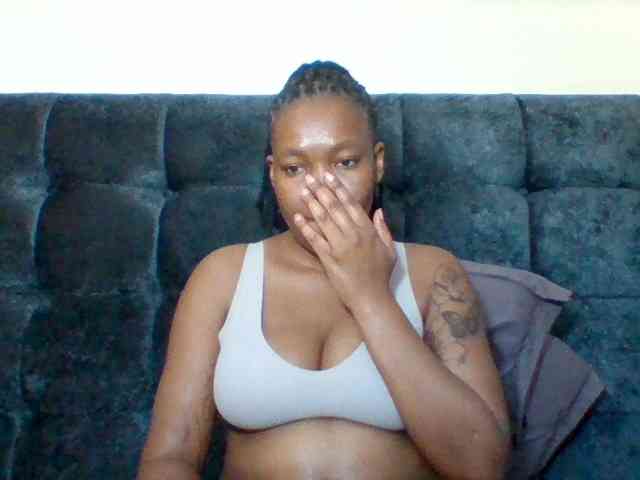 Sexyapple2002 webcam