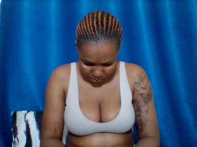 Sexyapple2002 webcam