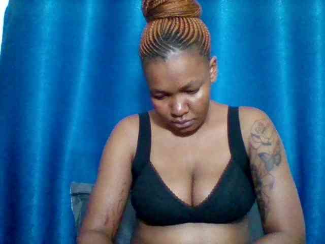 Sexyapple2002 webcam