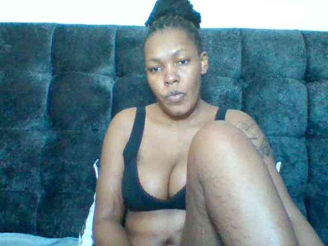 Sexyapple2002 webcam