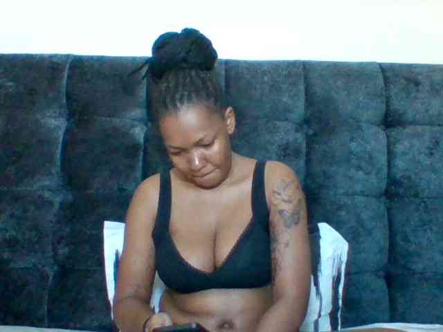 Sexyapple2002 webcam