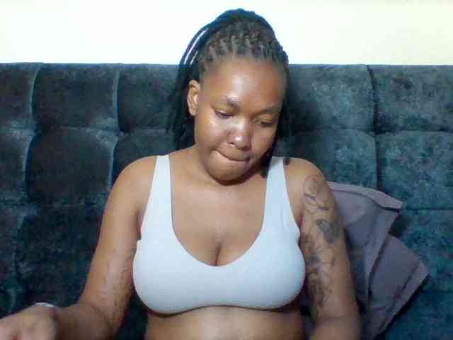 Sexyapple2002 webcam