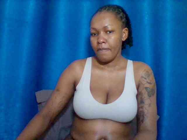 Sexyapple2002 webcam
