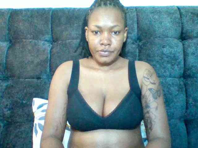 Sexyapple2002 webcam