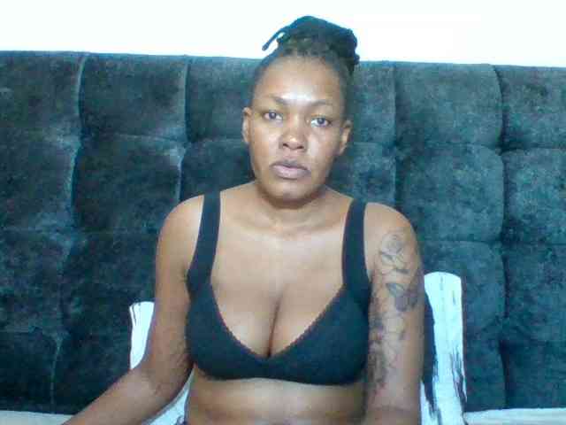Sexyapple2002 webcam