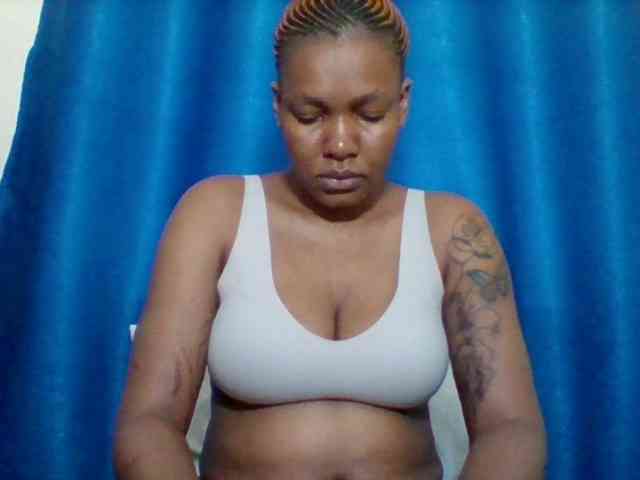 Sexyapple2002 webcam