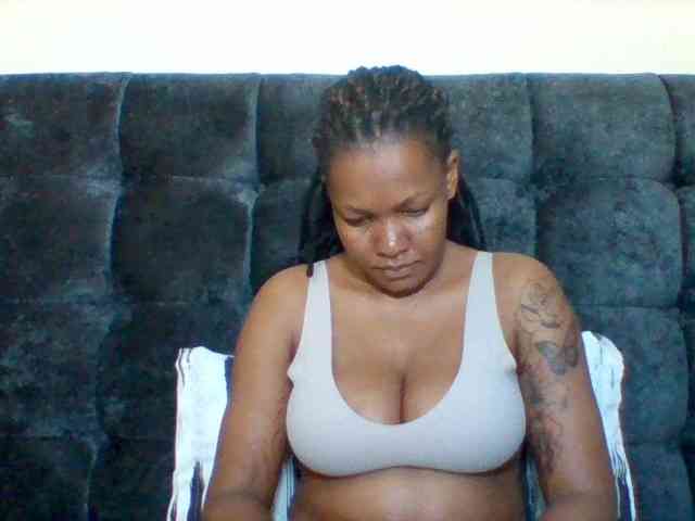 Sexyapple2002 webcam