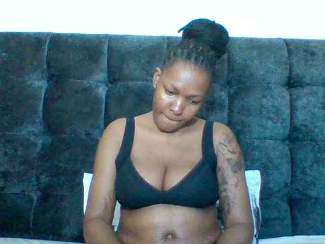Sexyapple2002 webcam